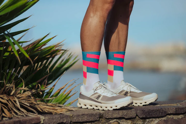 Incylence Unisex's Ultralight High-Cut Running Socks (Spirals)