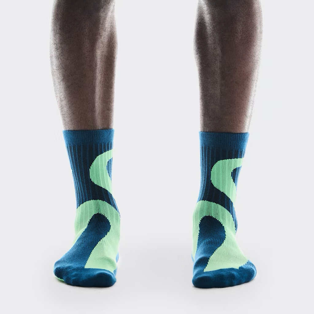 On Unisex's Liquid Logo Sock High 2P