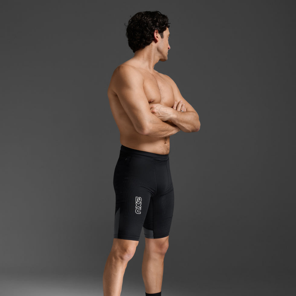 2XU Men's Light Speed React Compression Shorts (Black/White Reflective)