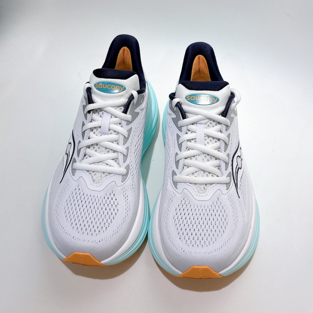 Saucony Women's Triumph 24 Road Running Shoes