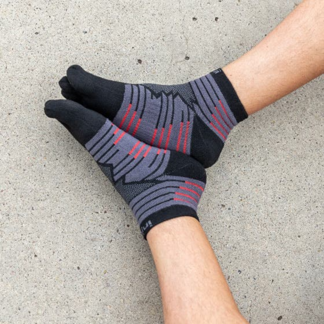 injinji Unisex's Ultra Run Mini-Crew CoolMax Socks (401130)