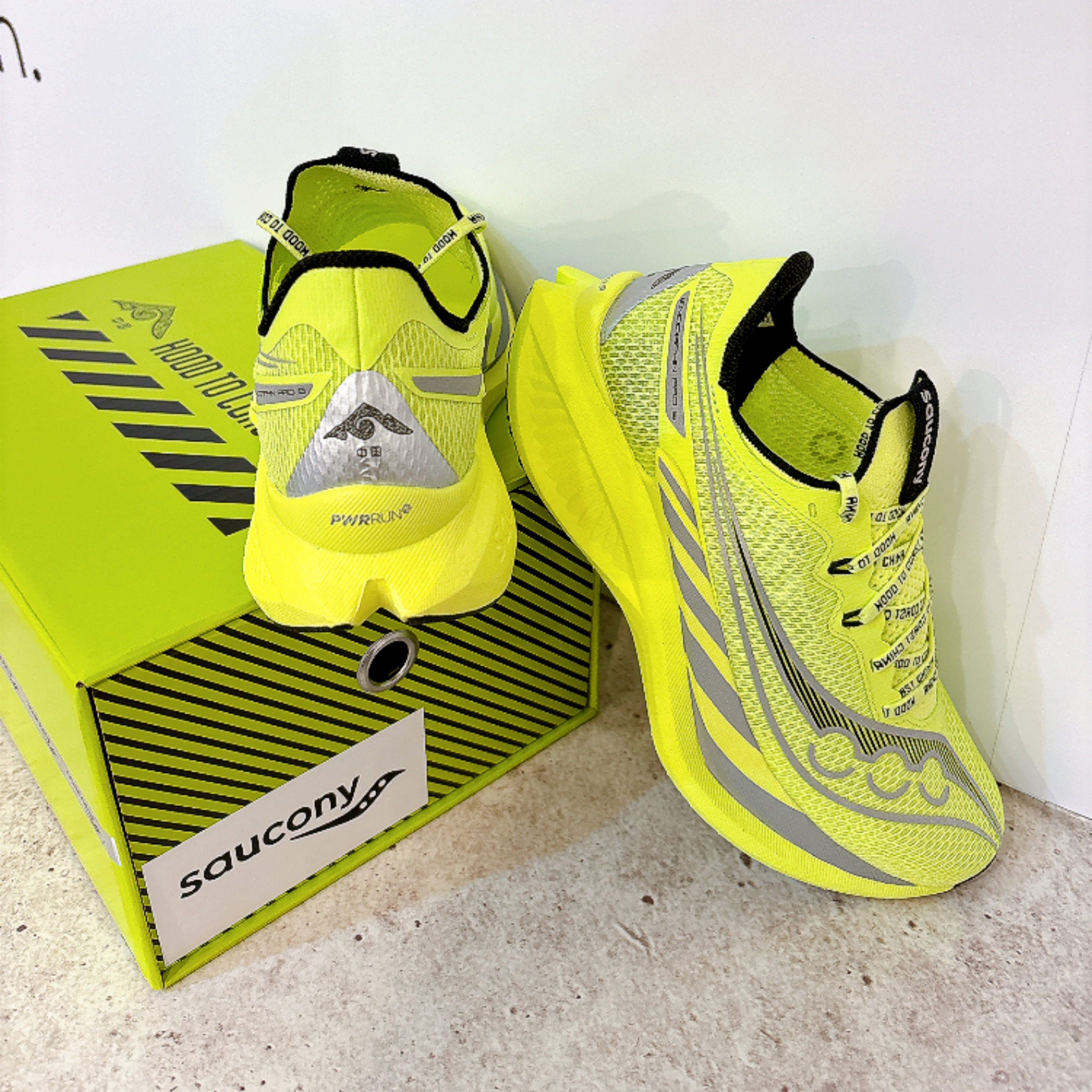 Saucony Unisex's Endorphin Pro 5 Road Running Shoes