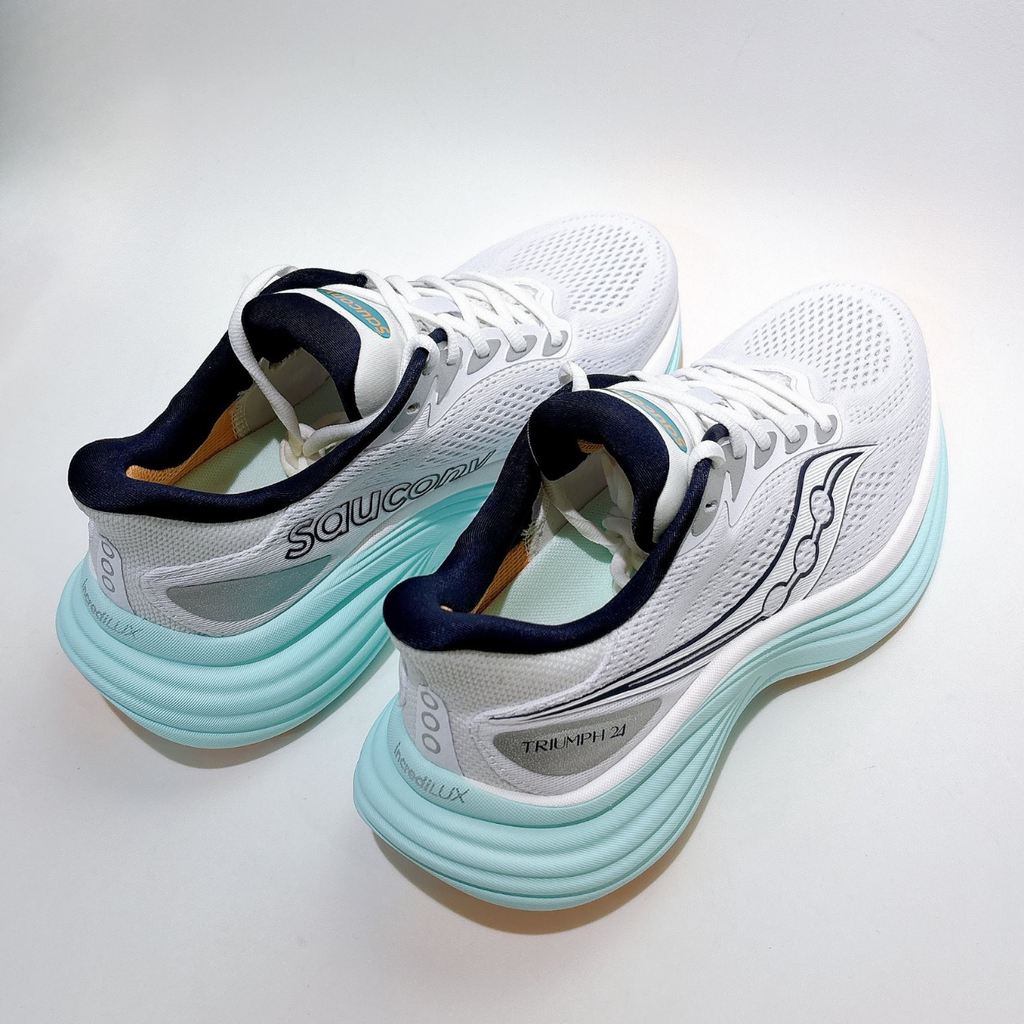 Saucony Women's Triumph 24 Road Running Shoes