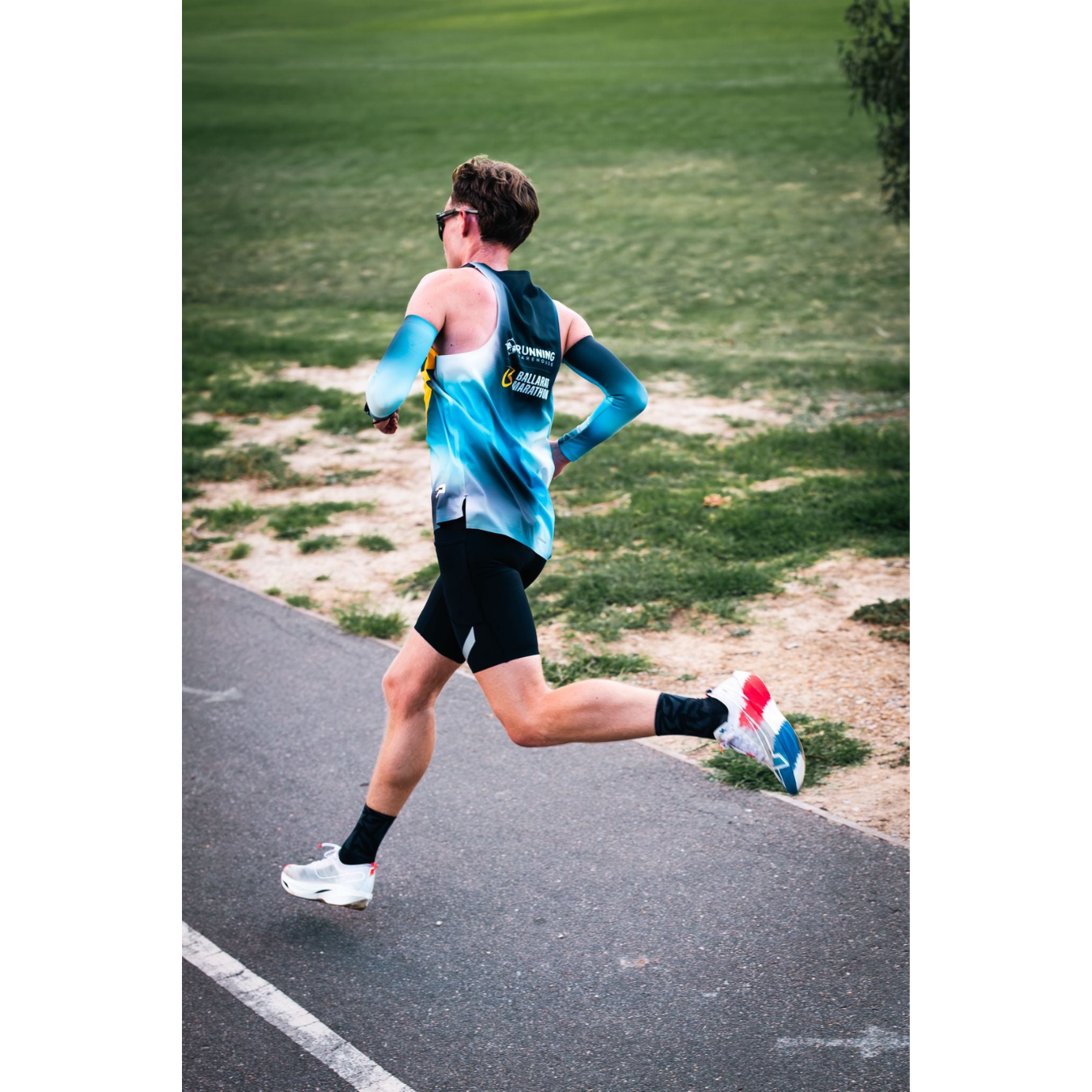 One Running Men's 2026 Tailwind Half Tights
