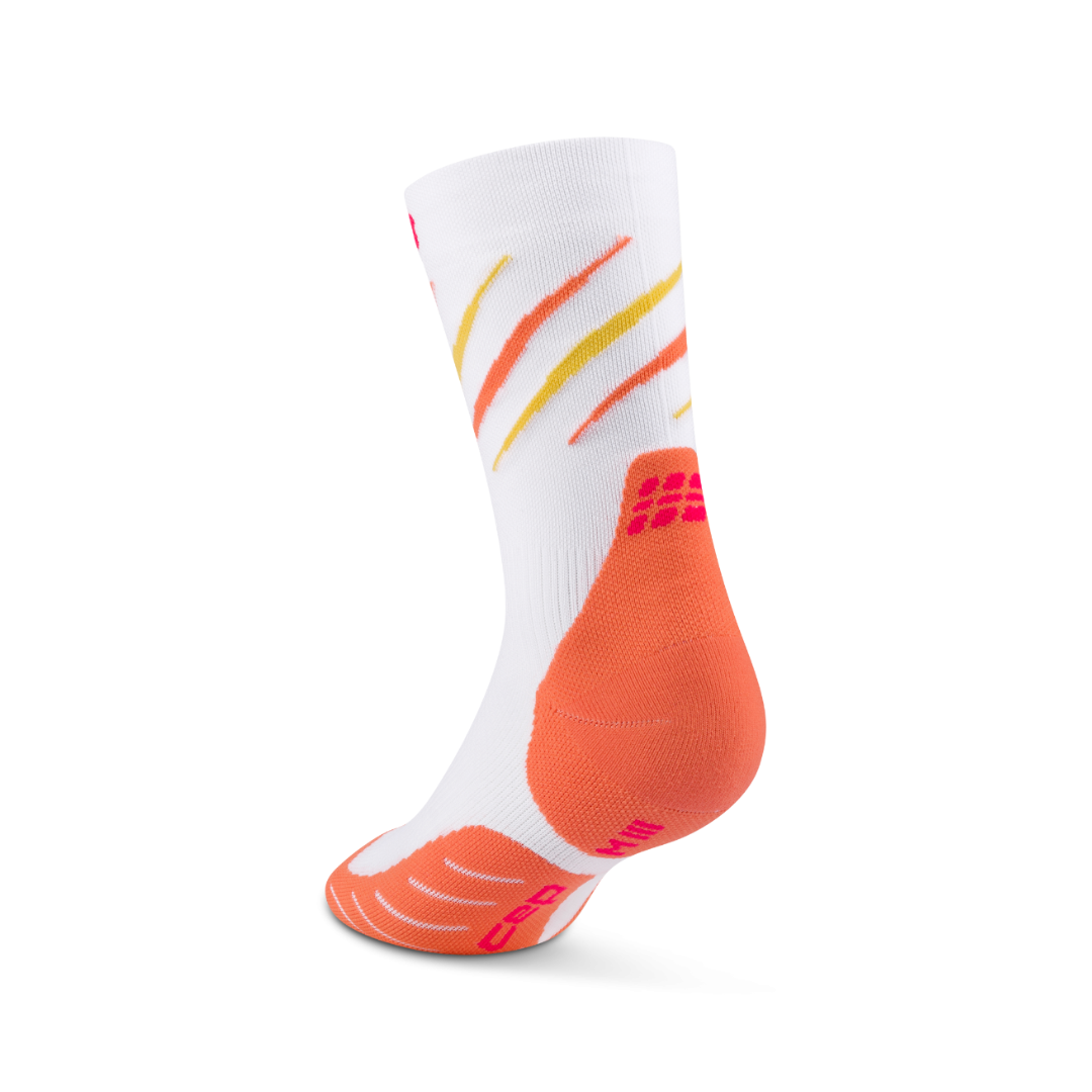 CEP Women's The Core Run Compression Socks Mid Cut (EDT. CLAWS)