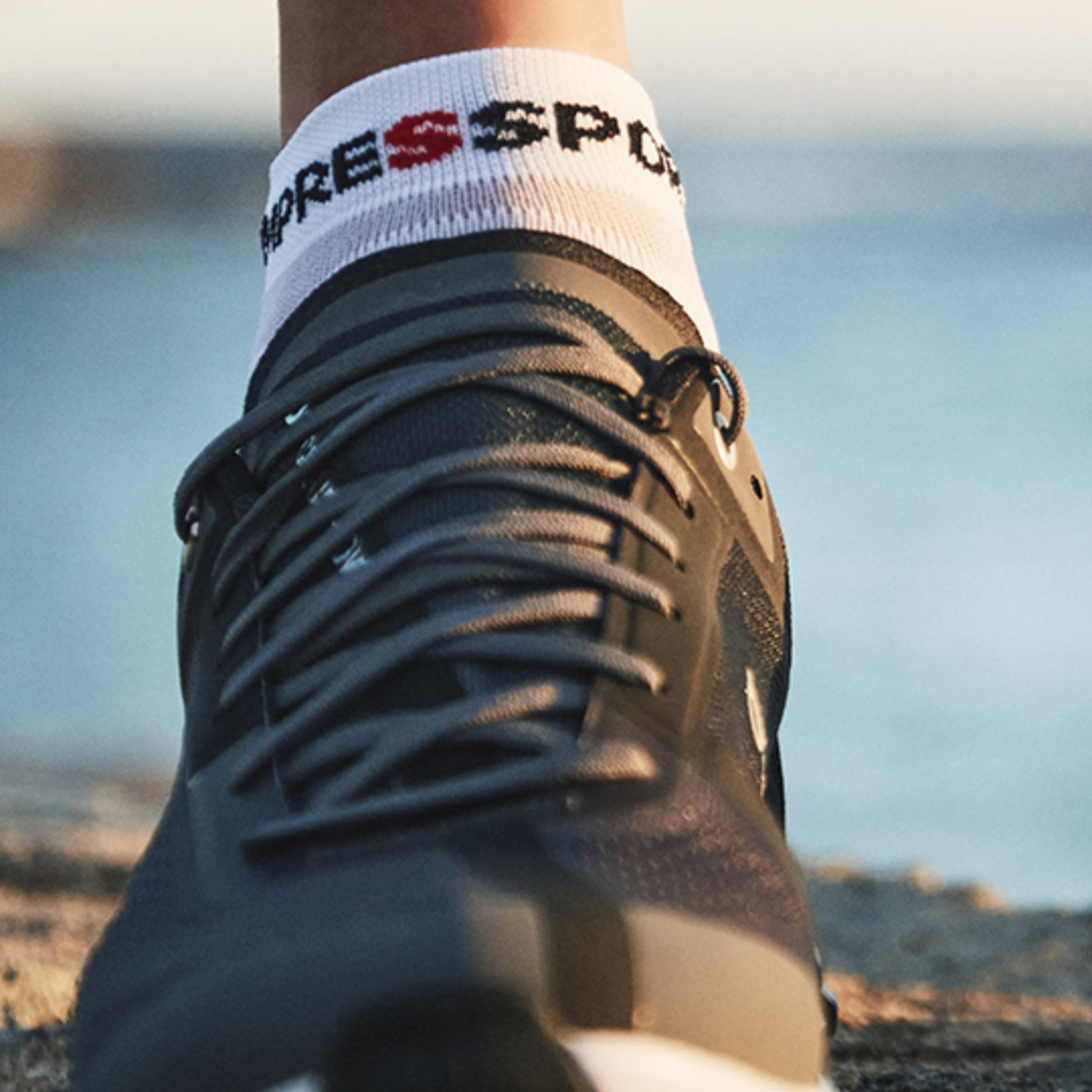 Compressport Unisex's Pro Racing Socks V4.0 Ultralight RL