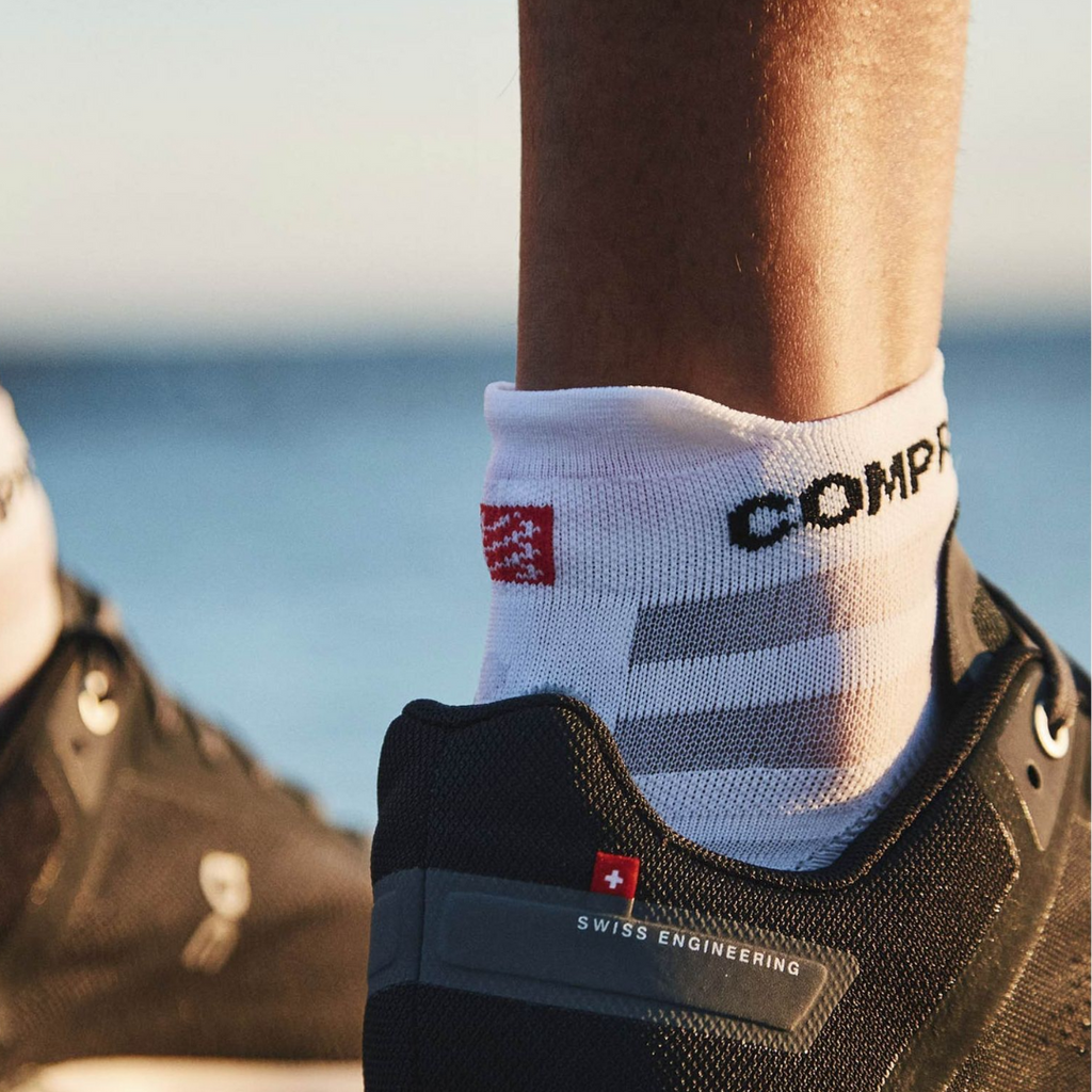 Compressport Unisex's Pro Racing Socks V4.0 Ultralight RL