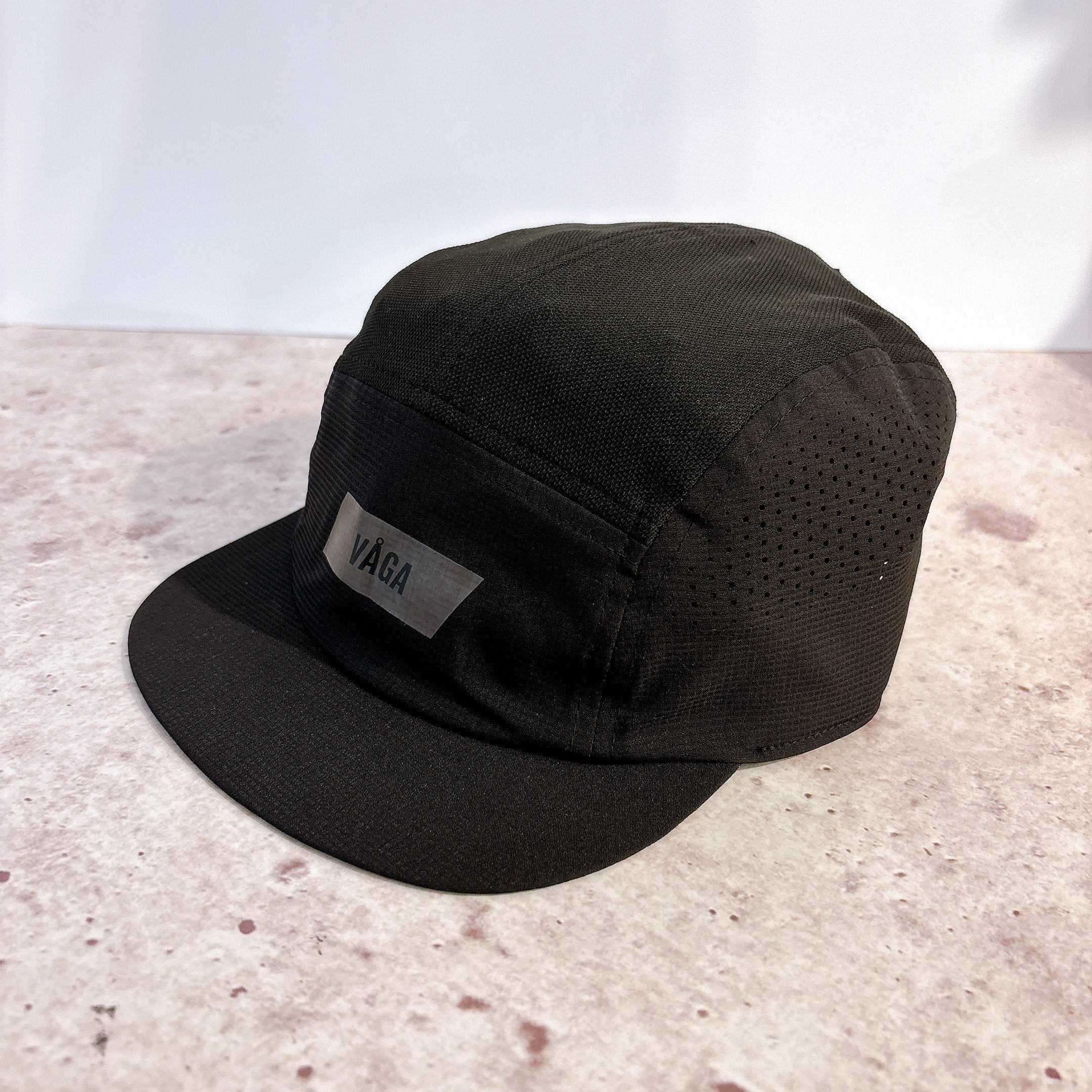 Vaga Feather Racing Cap