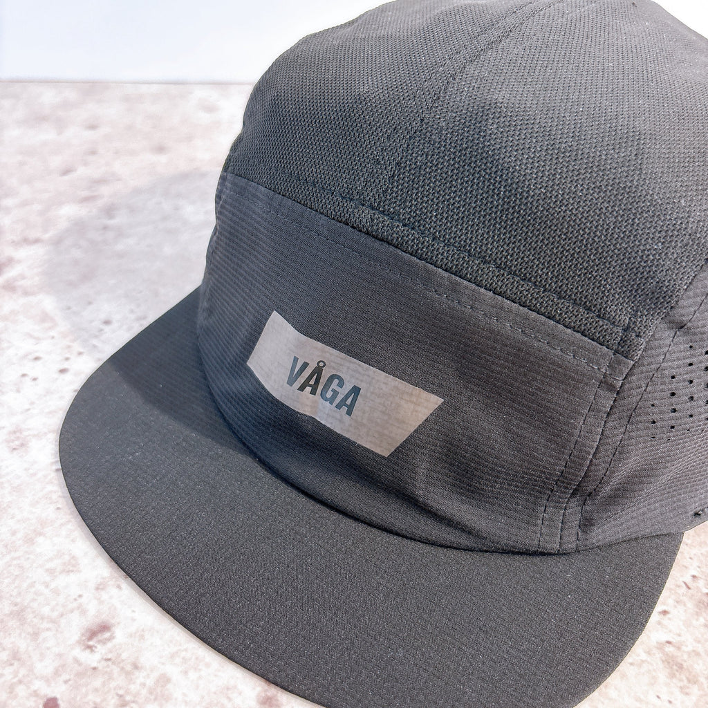 Vaga Feather Racing Cap