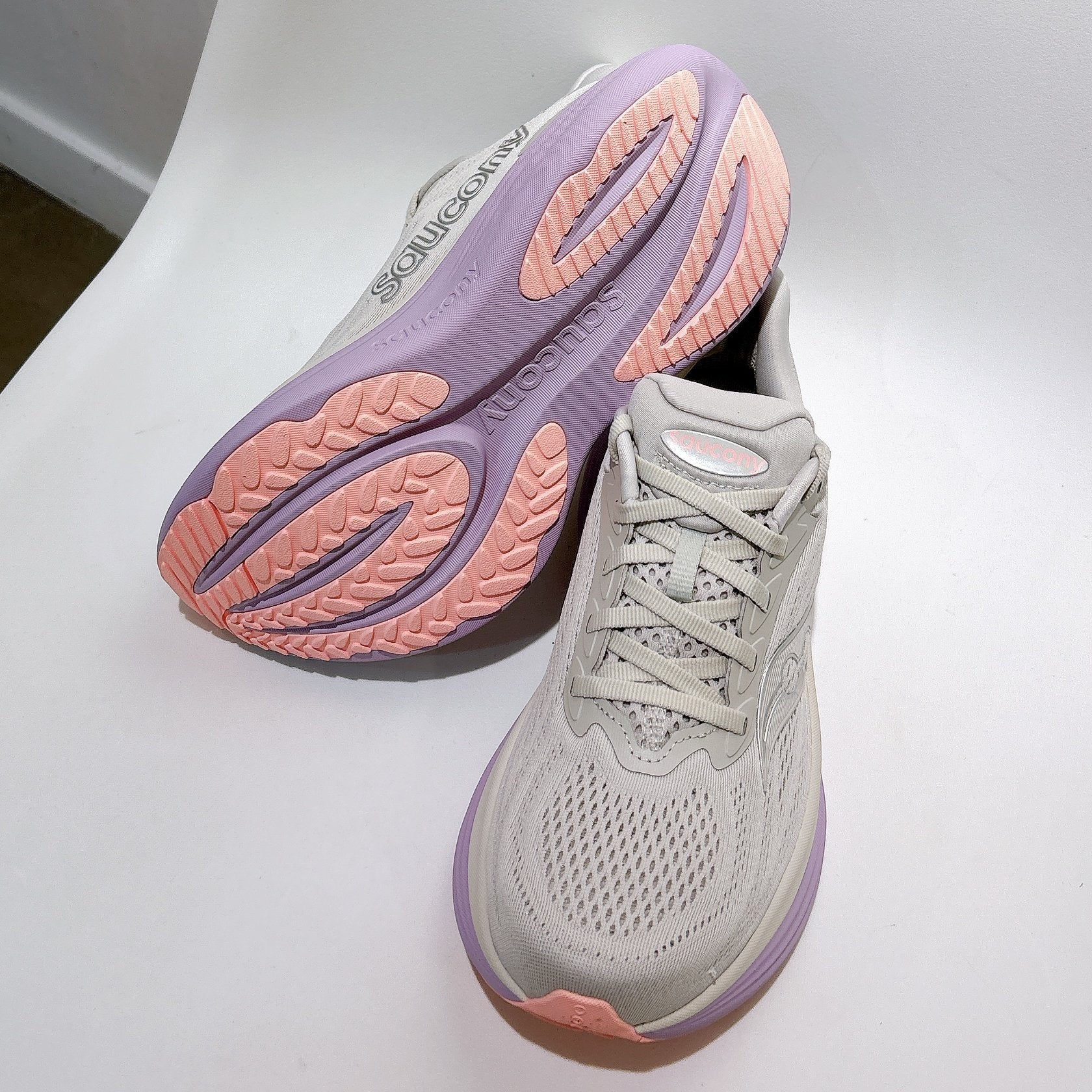 Saucony Unisex's Triumph 24 Road Running Shoes