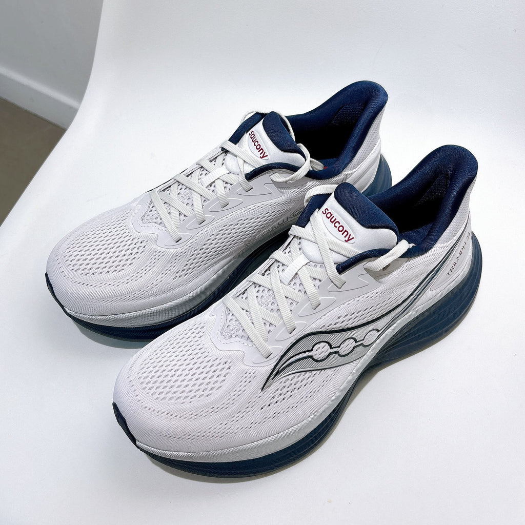 Saucony Unisex's Triumph 24 Road Running Shoes