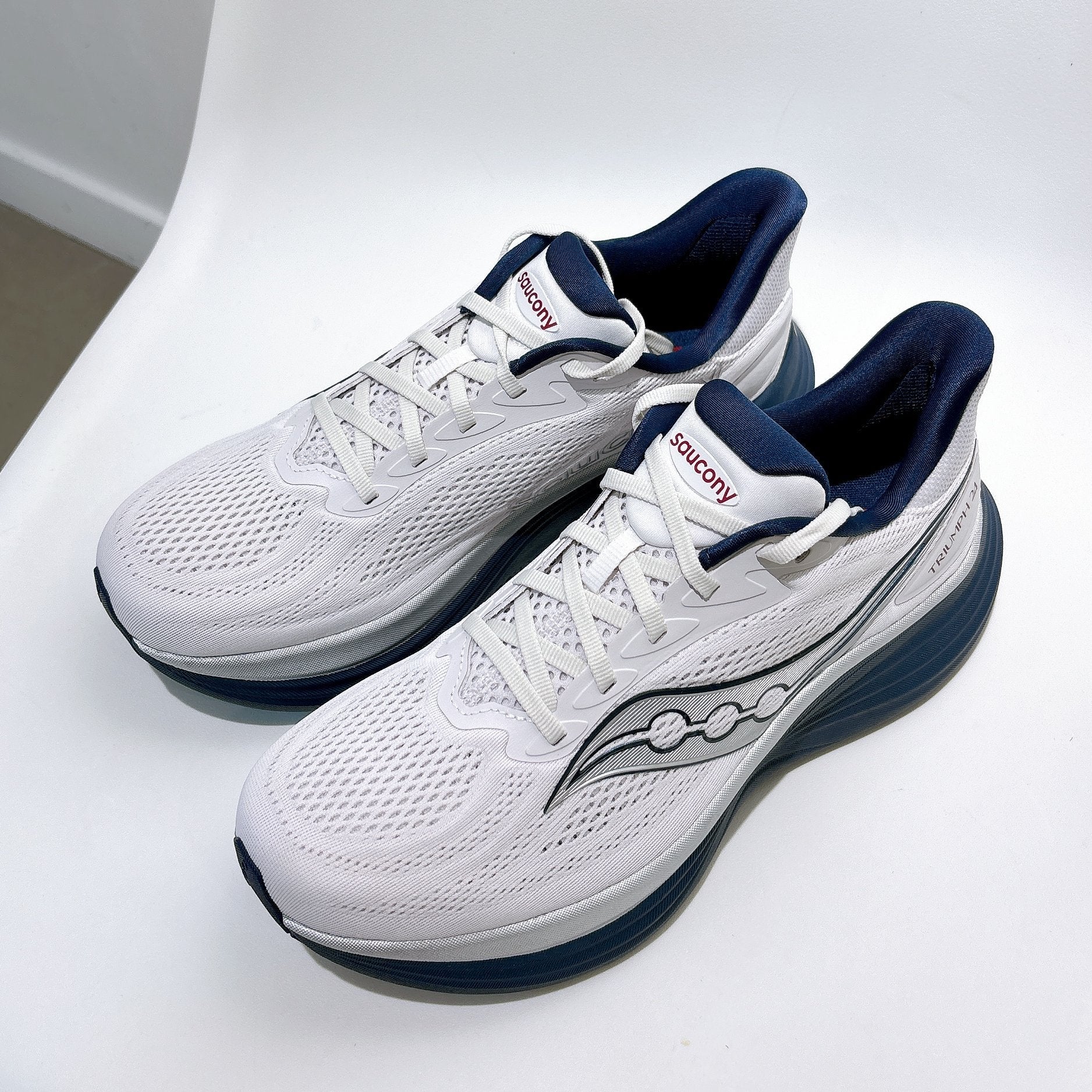 Saucony Unisex's Triumph 24 Road Running Shoes