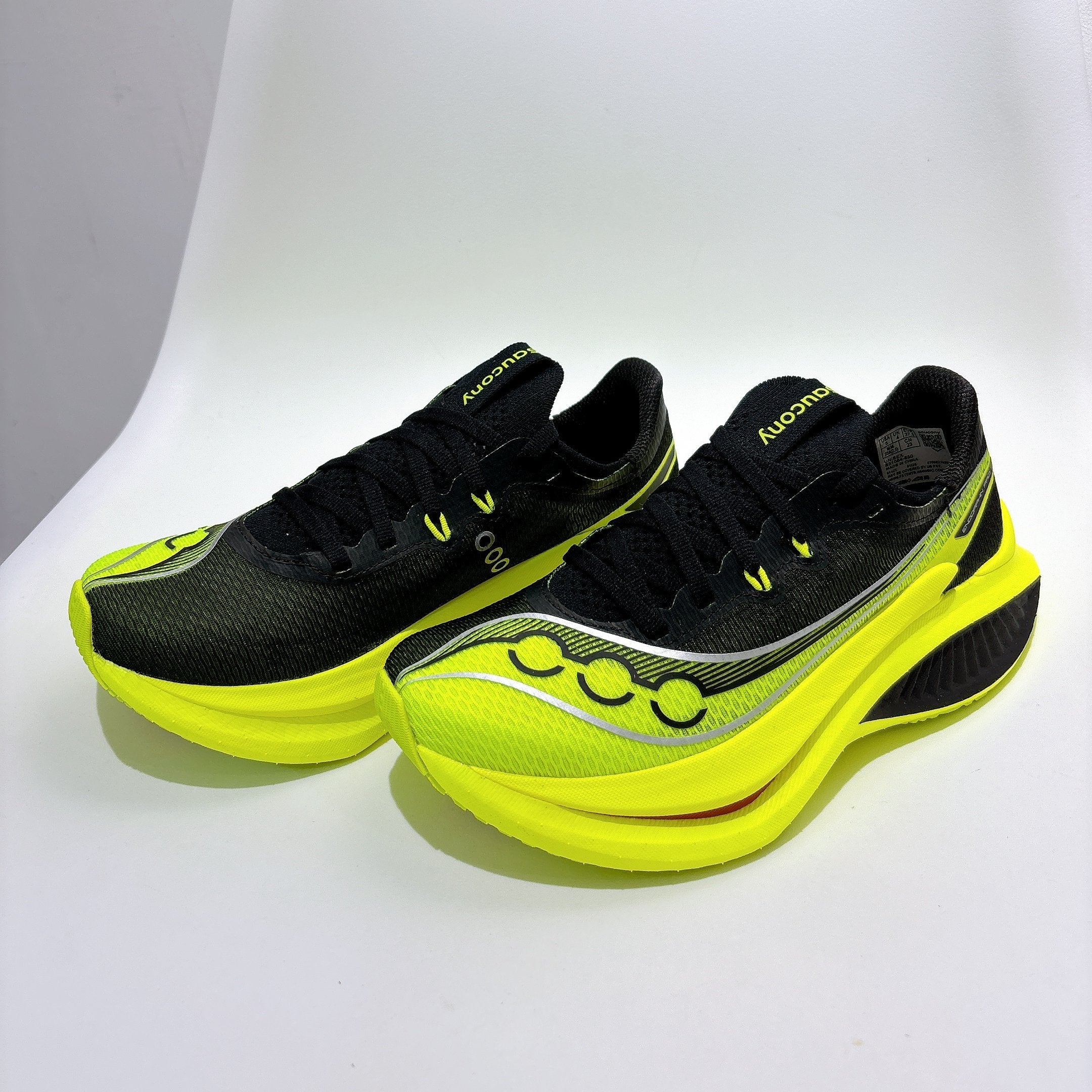 Saucony Unisex's Endorphin Pro 5 Road Running Shoes