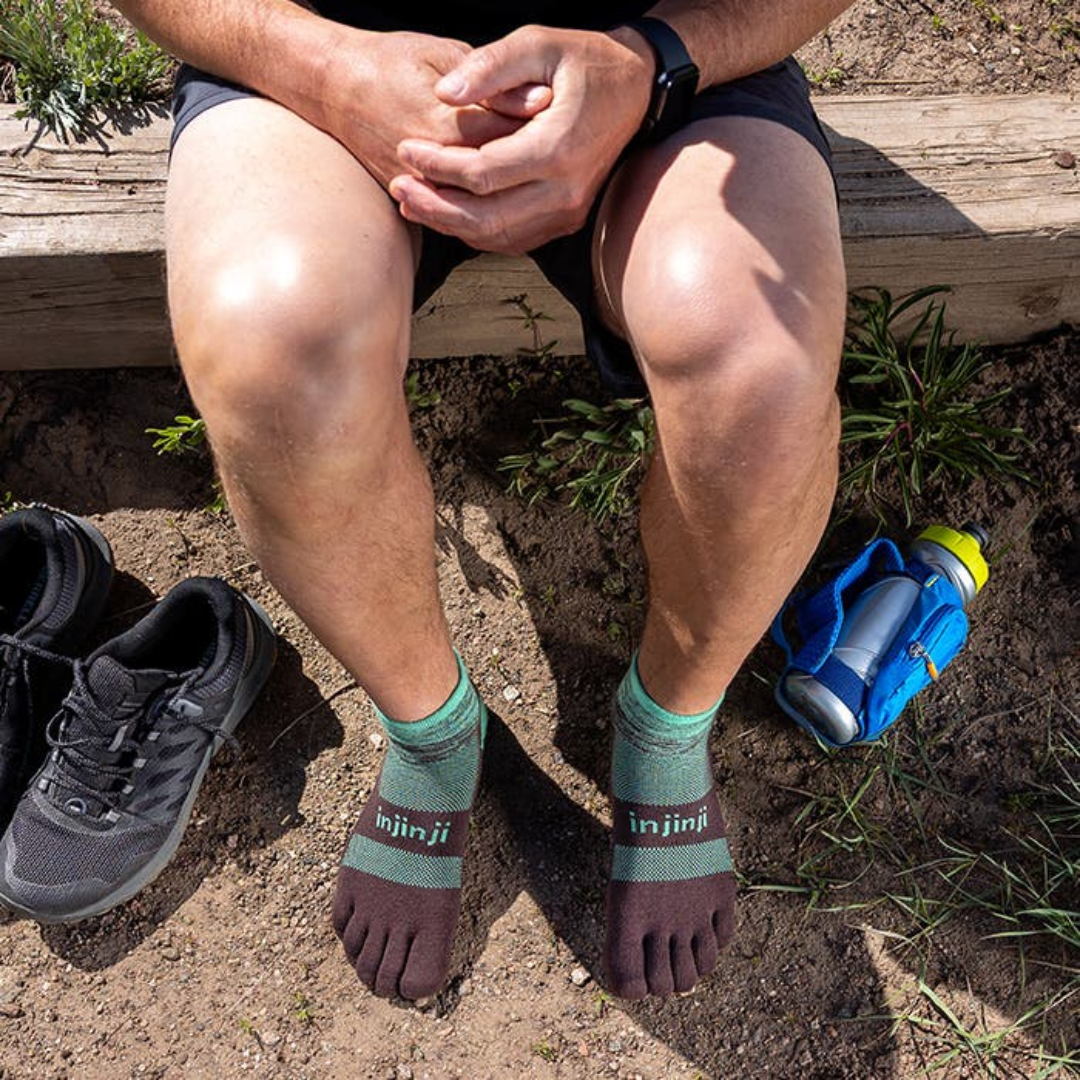 injinji Unisex's Trail Midweight Mini-Crew Socks (213130)