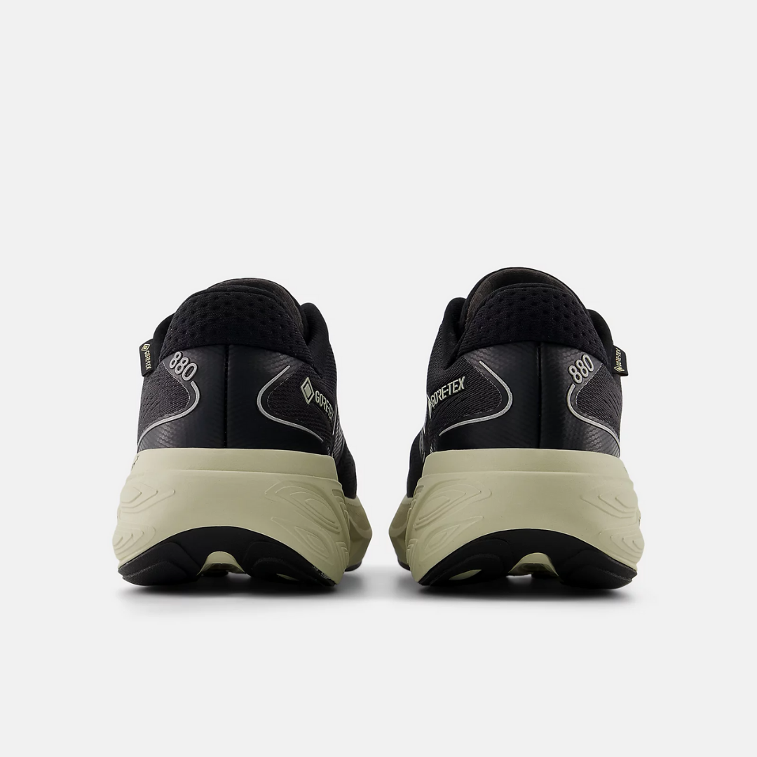New Balance Women's Fresh Foam X 880 V15 GTX Road Running Shoes