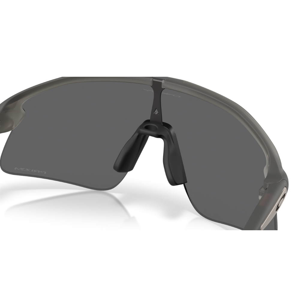 Oakley Stunt Devil Sunglasses 0OO9517-951701