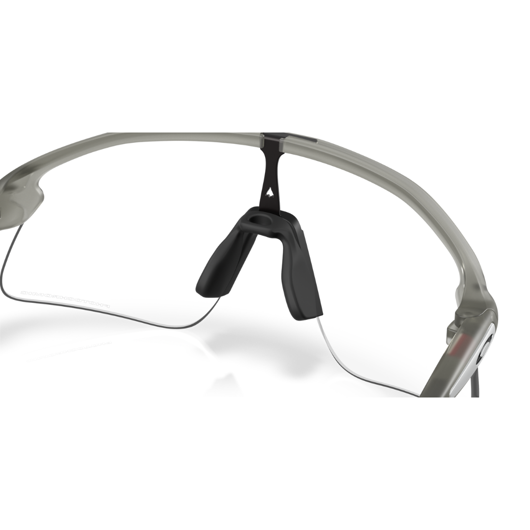 Oakley Stunt Devil Sunglasses 0OO9517-951708