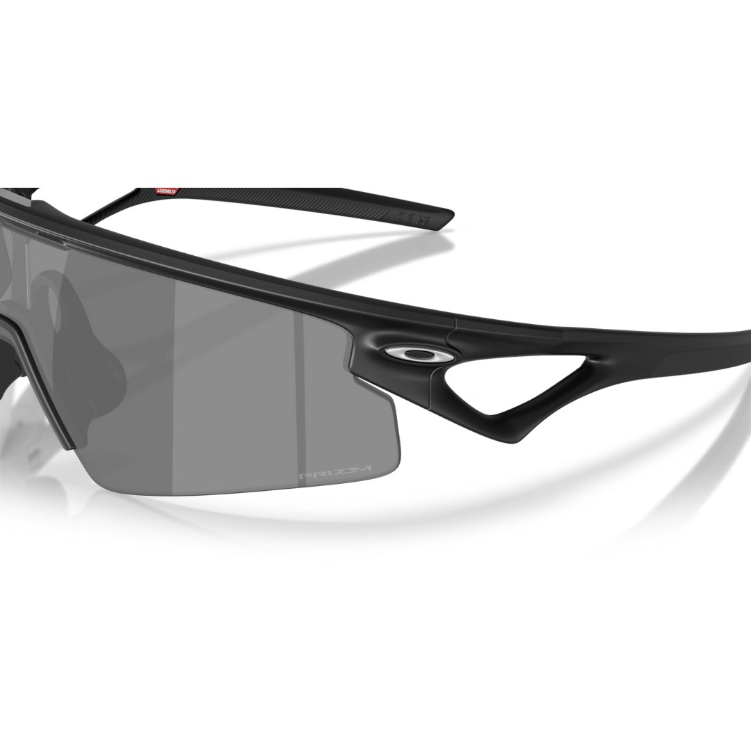 Oakley Sphaera Strike Sunglasses 0OO9531-953101