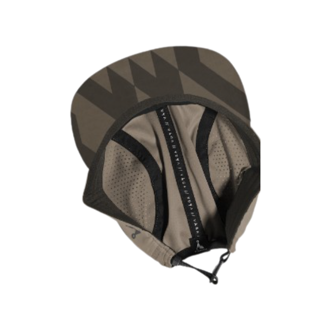 Vaga Feather Racing Cap