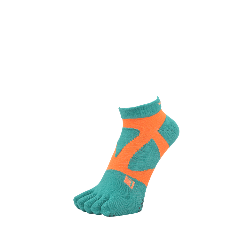 Yamatune 5 Toe Socks (Short Length With Anti-Slip Dots)