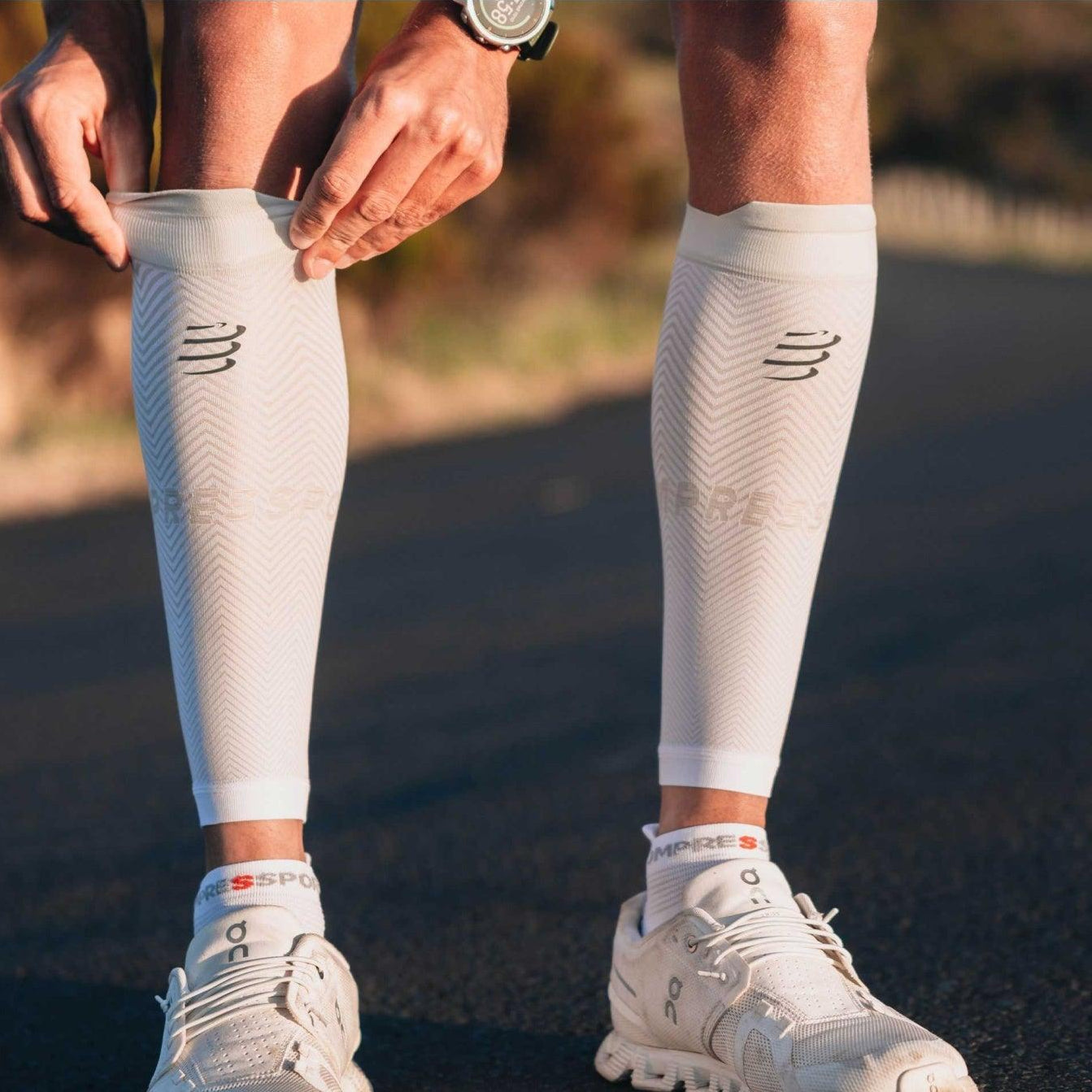 Compressport Unisex's R2 Oxygen Calf Sleeves