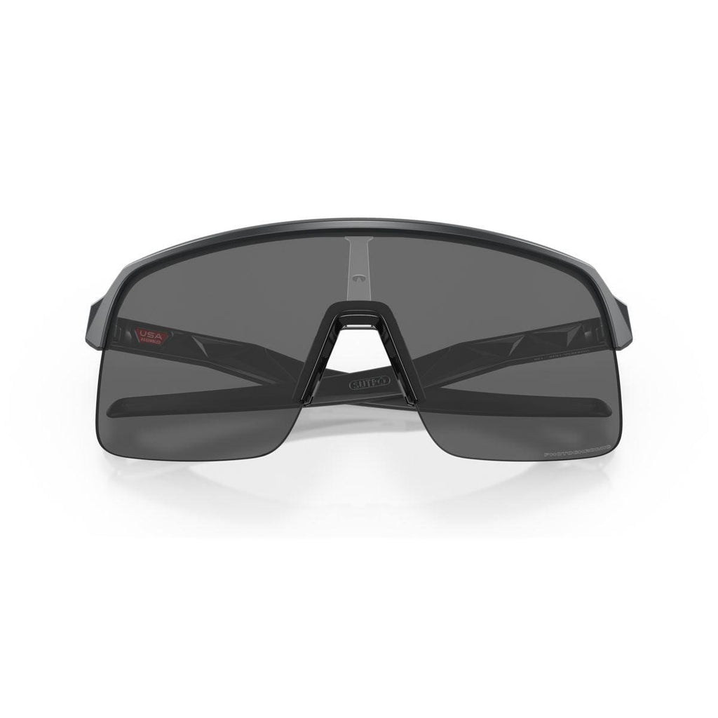Oakley Sutro Lite (Low Bridge Fit) Matte Carbon/Clear To Black Iridium Photochromic 0OO9463A-946318