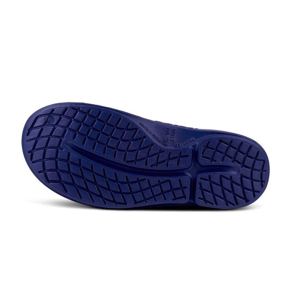 Oofos Oocloog Sandal