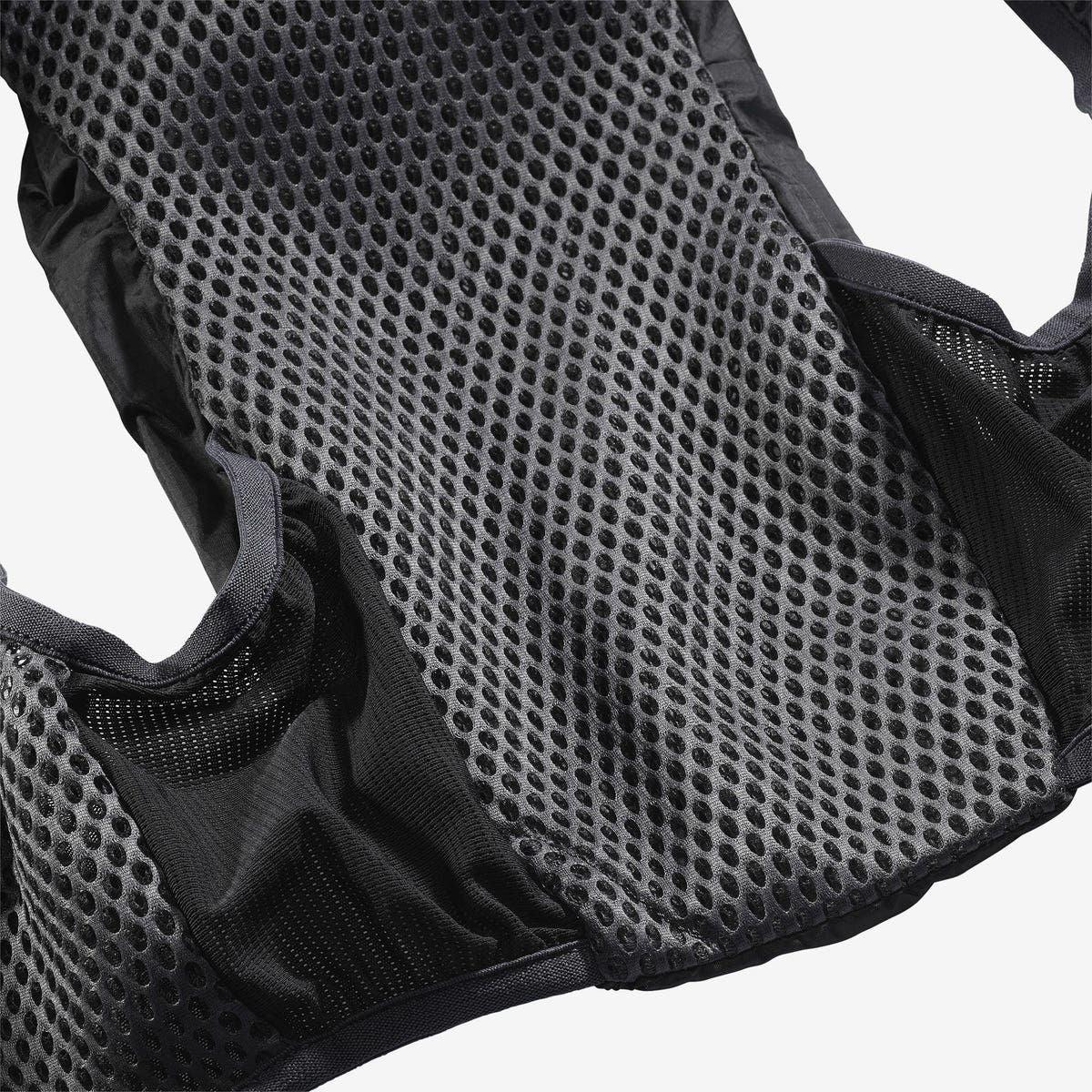 Salomon Unisex Active Skin 8 Running Vest w/ Flasks