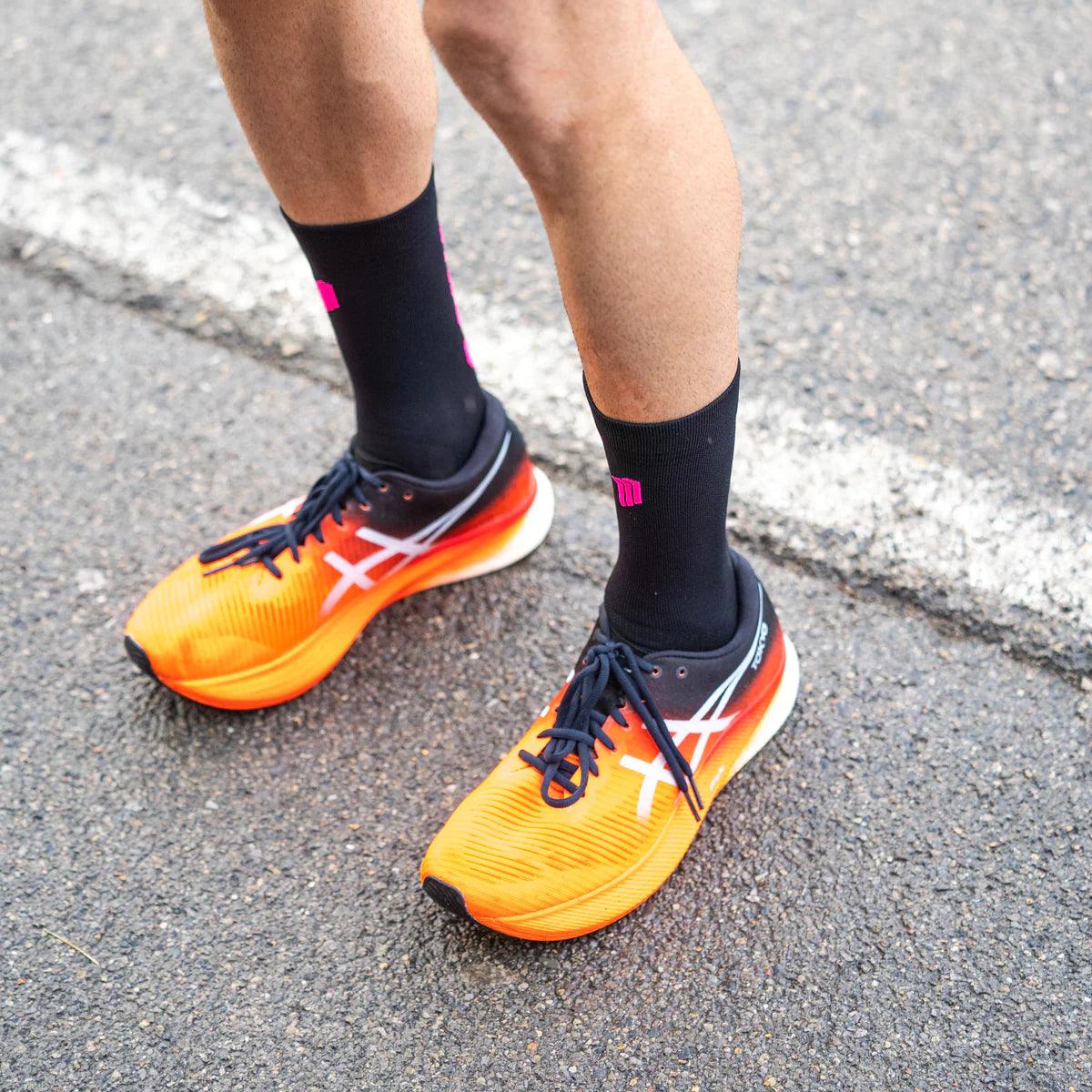 Sporcks Keep Going Black Running Socks