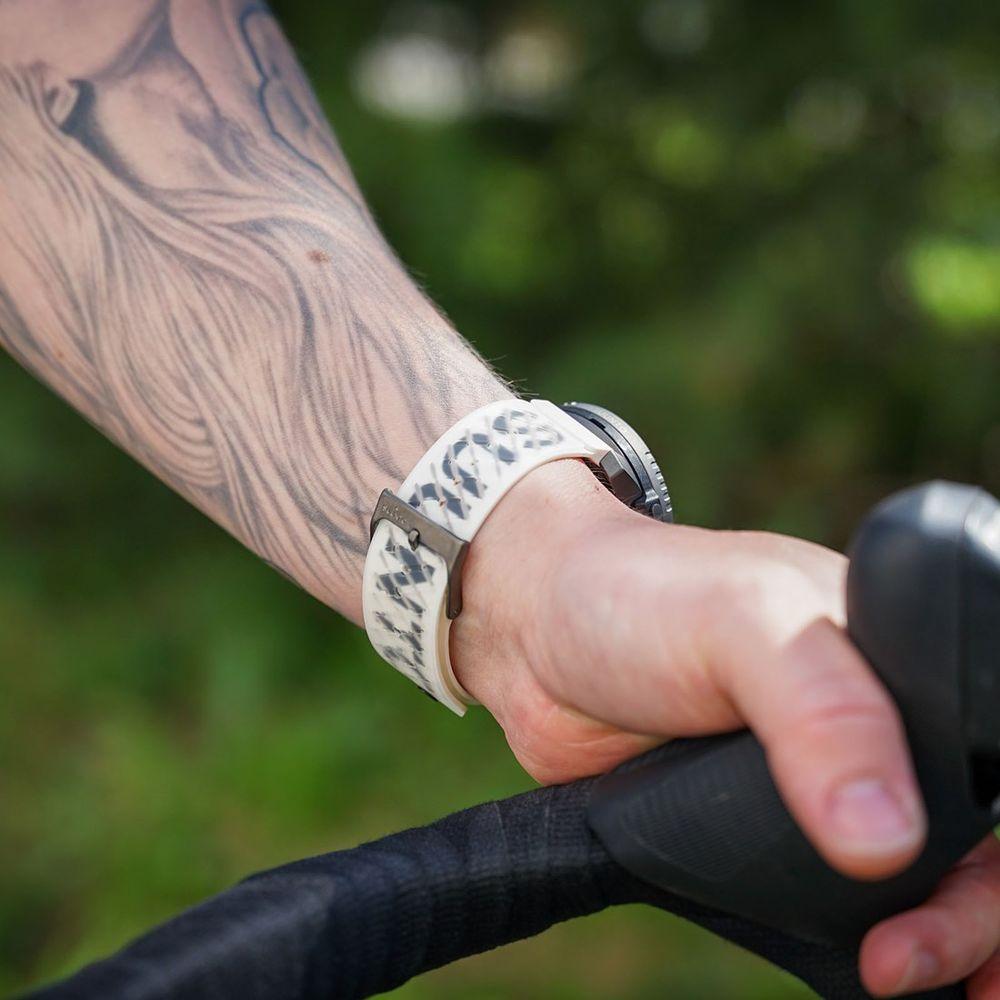 Suunto 22mm Athletic 5 Silicone Strap (Pearl White) SS050959000
