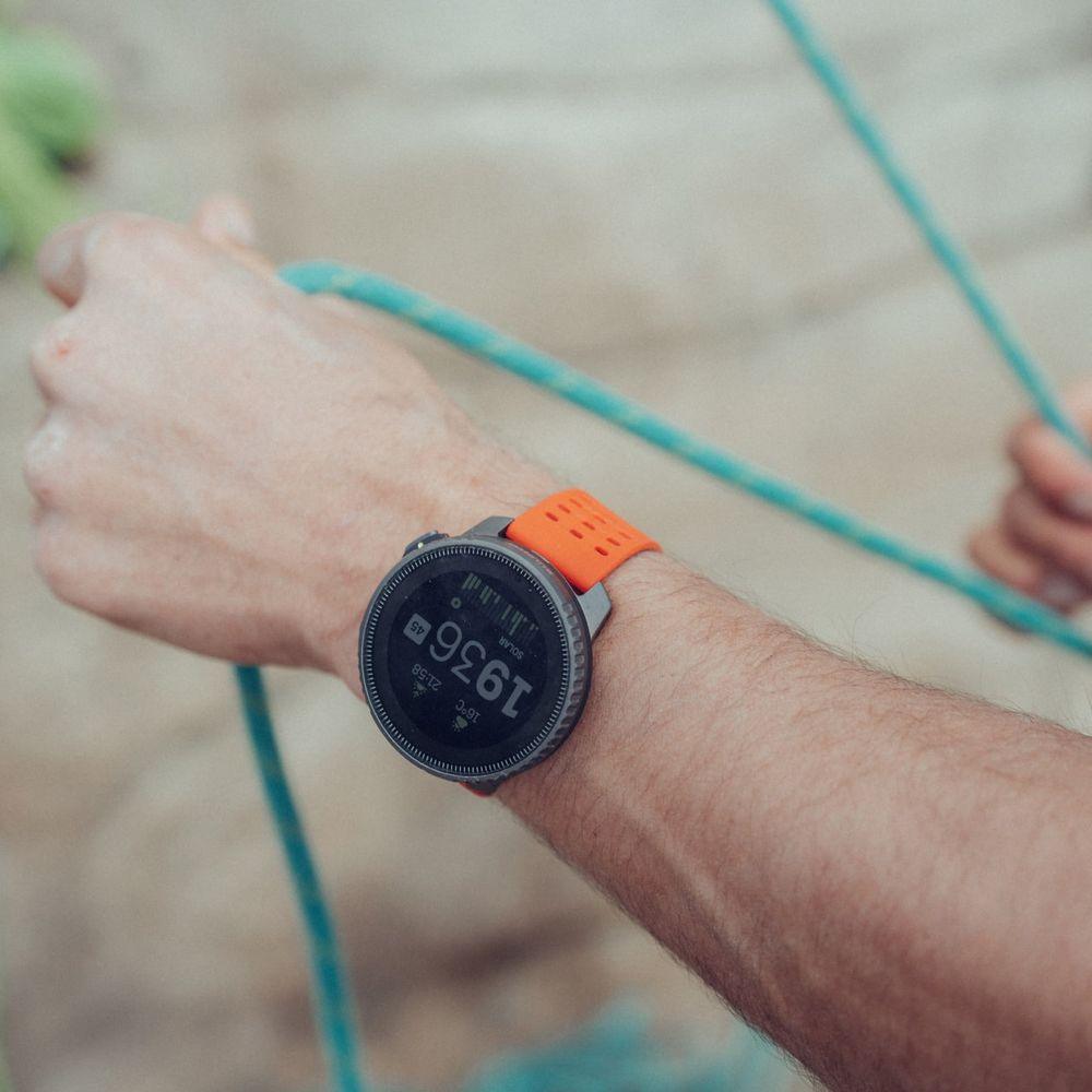 Suunto Vertical Stainless steel Or Titanium Solor GPS Outdoor Watch